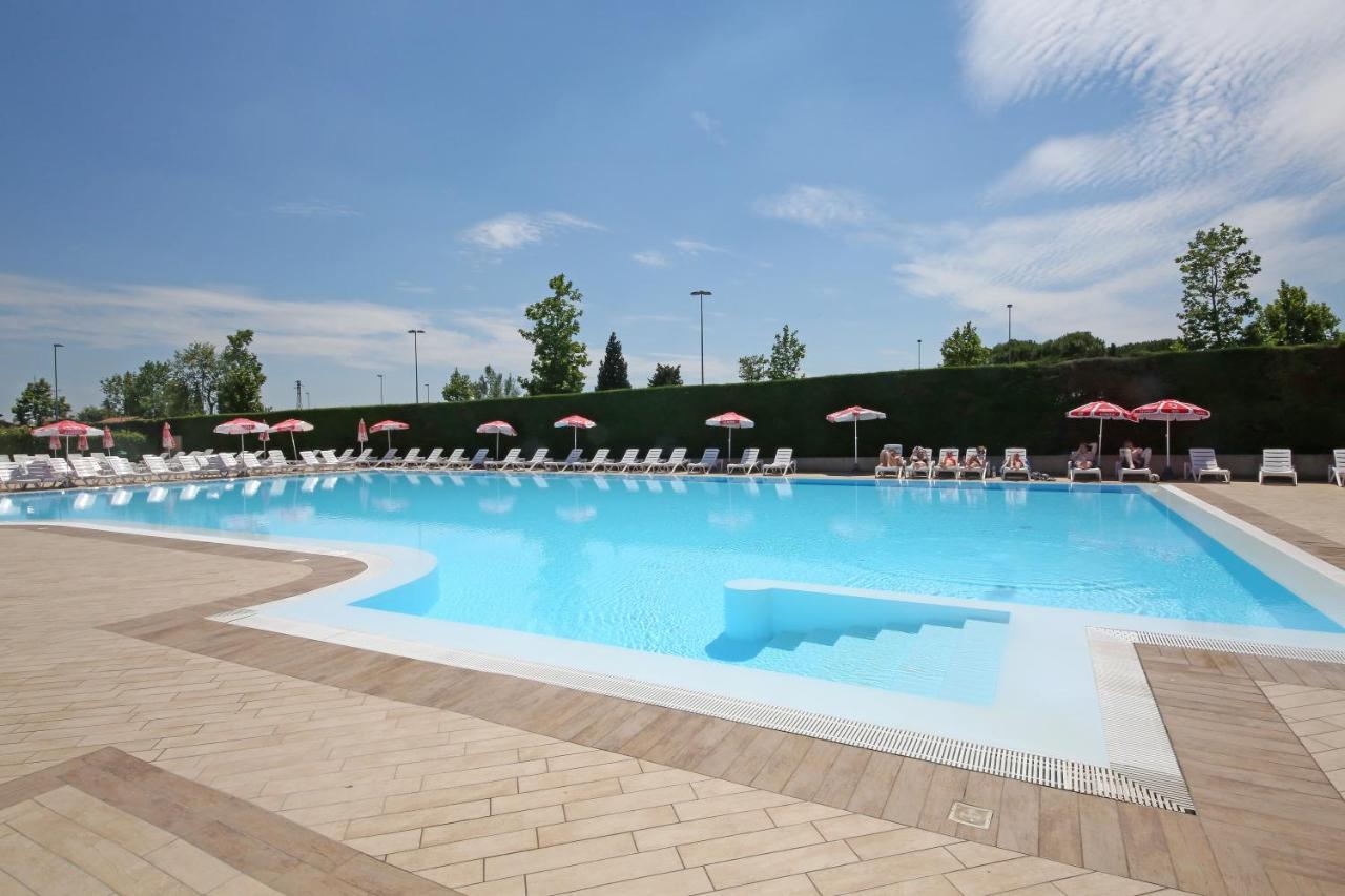 Residence Villaggio Tiglio Sirmione Exteriér fotografie